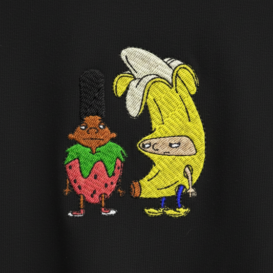 Detalle del bordado de Hey Arnold en polera personalizada - Nexowear.cl