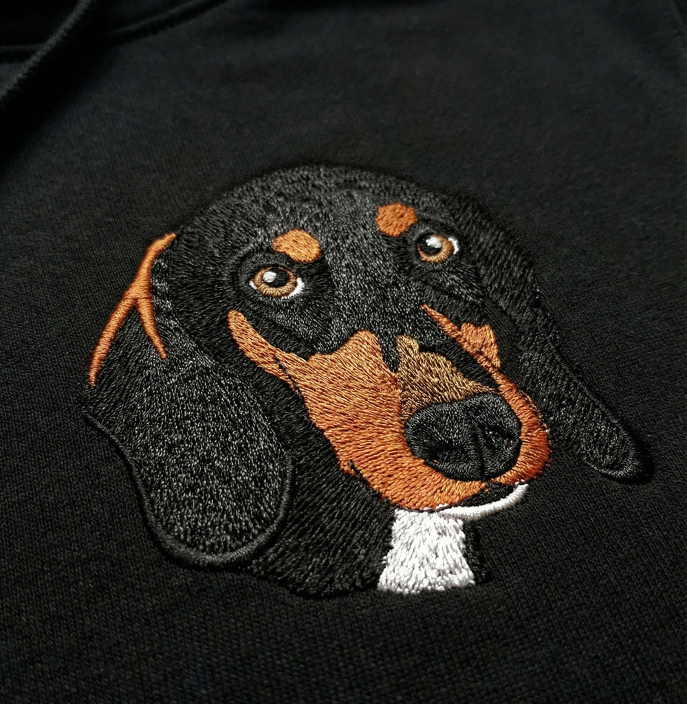 Poleron personalizado con mascota bordada - FFG Confecciones Chile