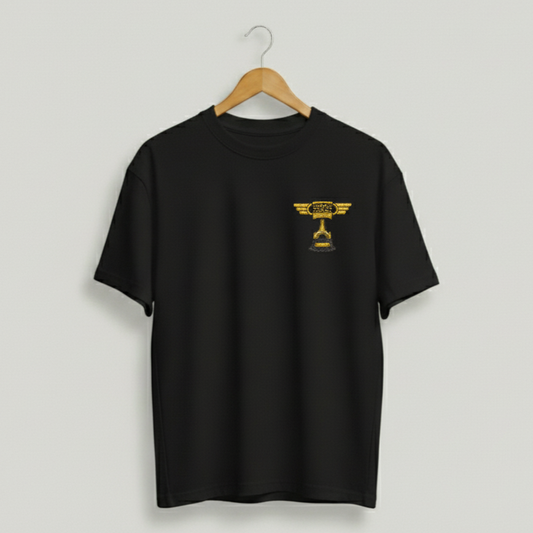 Polera bordada diseño Copa Pistón (Cars) personalizada - Nexowear.cl